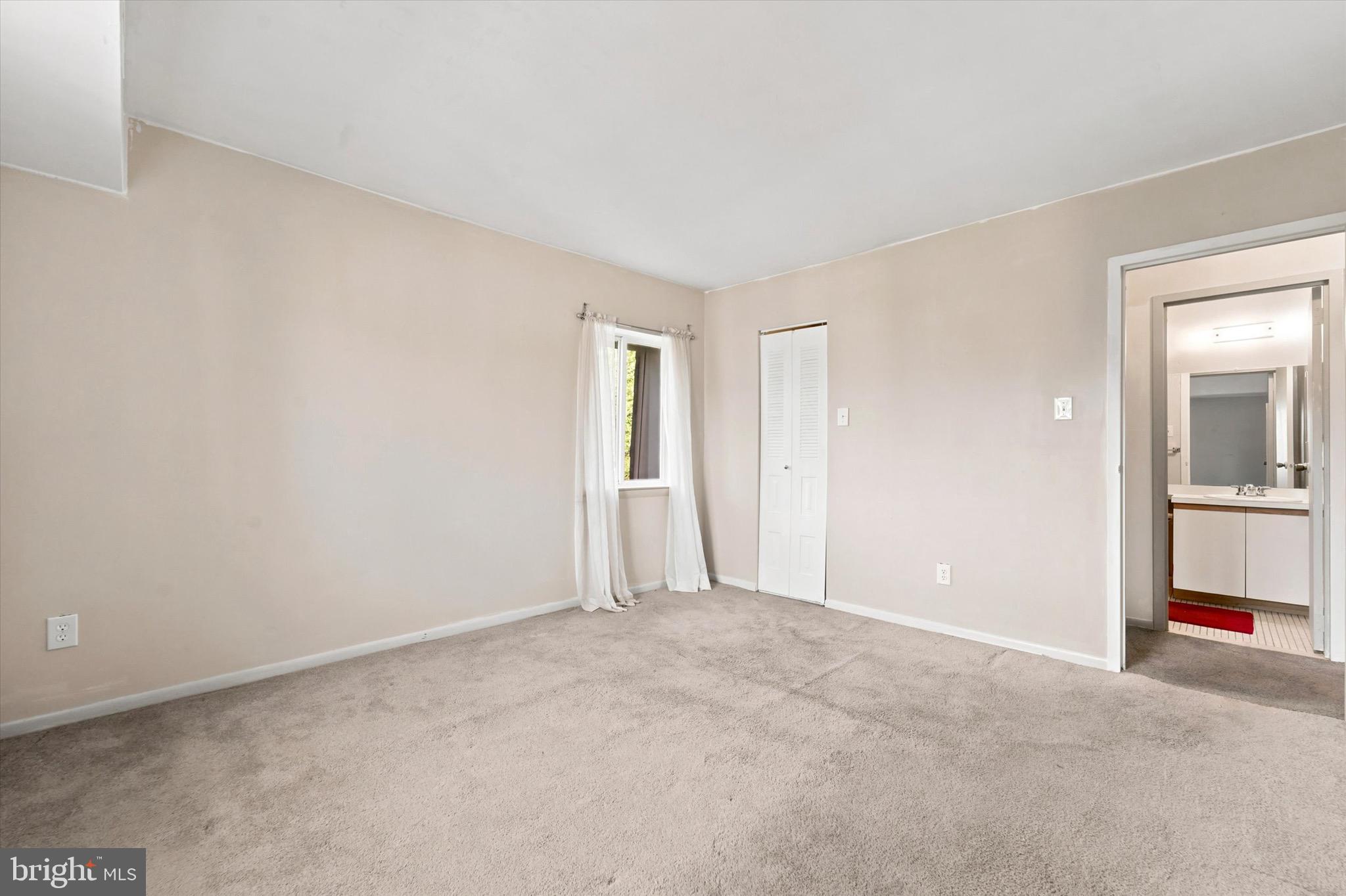 58201 Delaire Landing Road, Unit 201 Philadelphia, PA 19114 - Photo 16 of 25