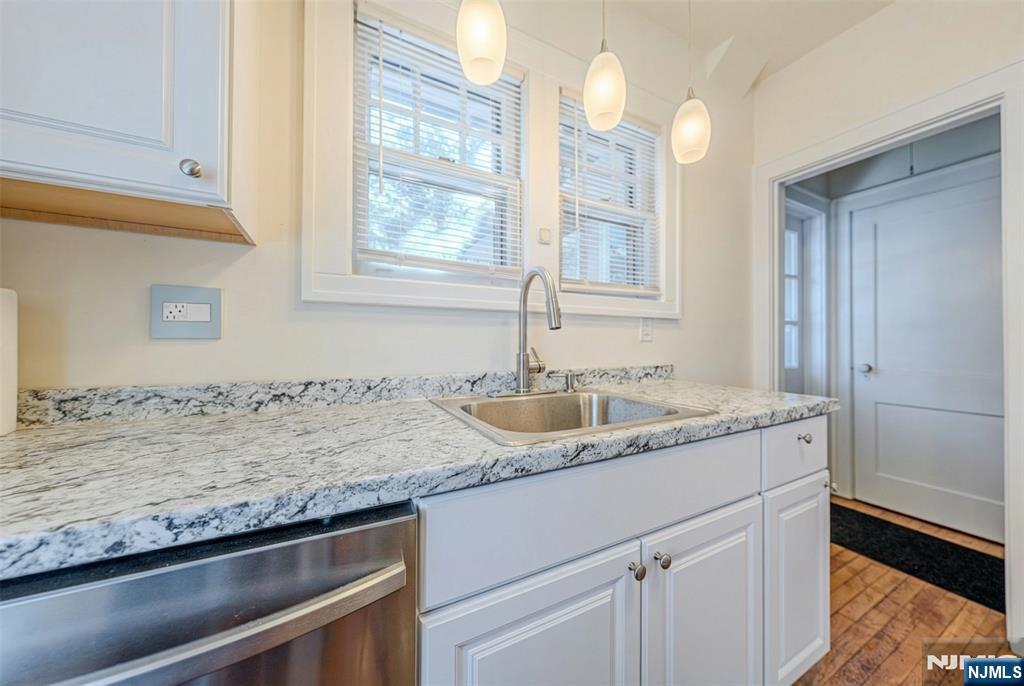 351 Closter Dock Road Closter, NJ 07624 - Photo 10 of 33