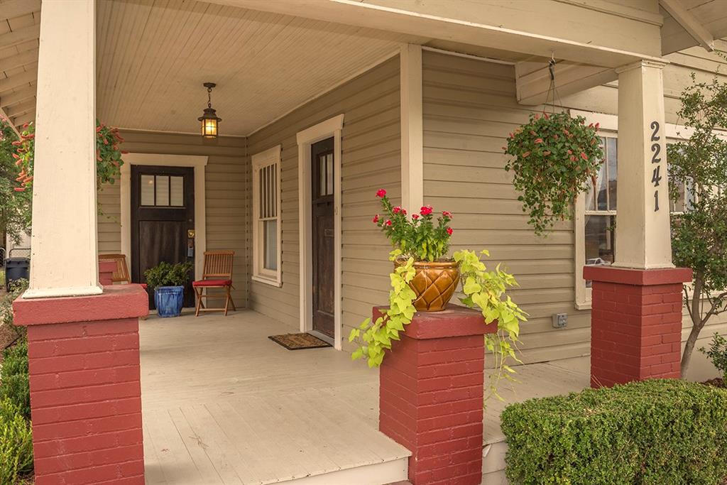 2241 West Rosedale Street South Fort Worth, TX 76110 - Photo 2 of 16