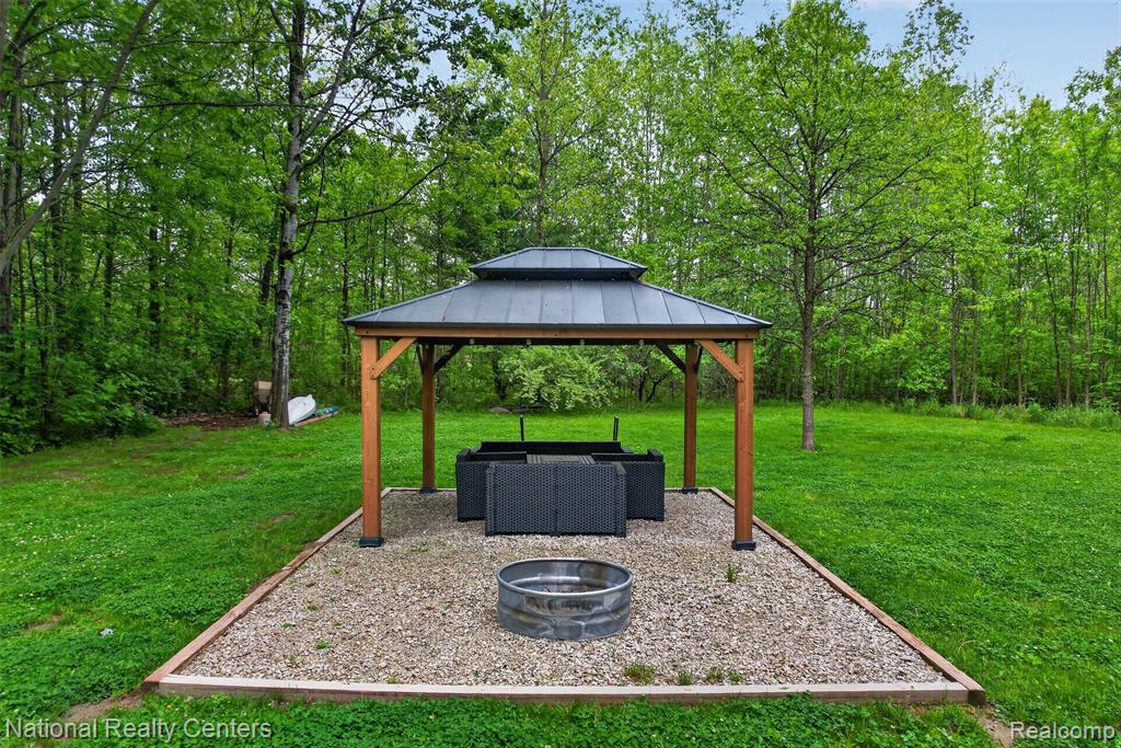 7782 Golf Club Road Howell, MI 48843 - Photo 22 of 27