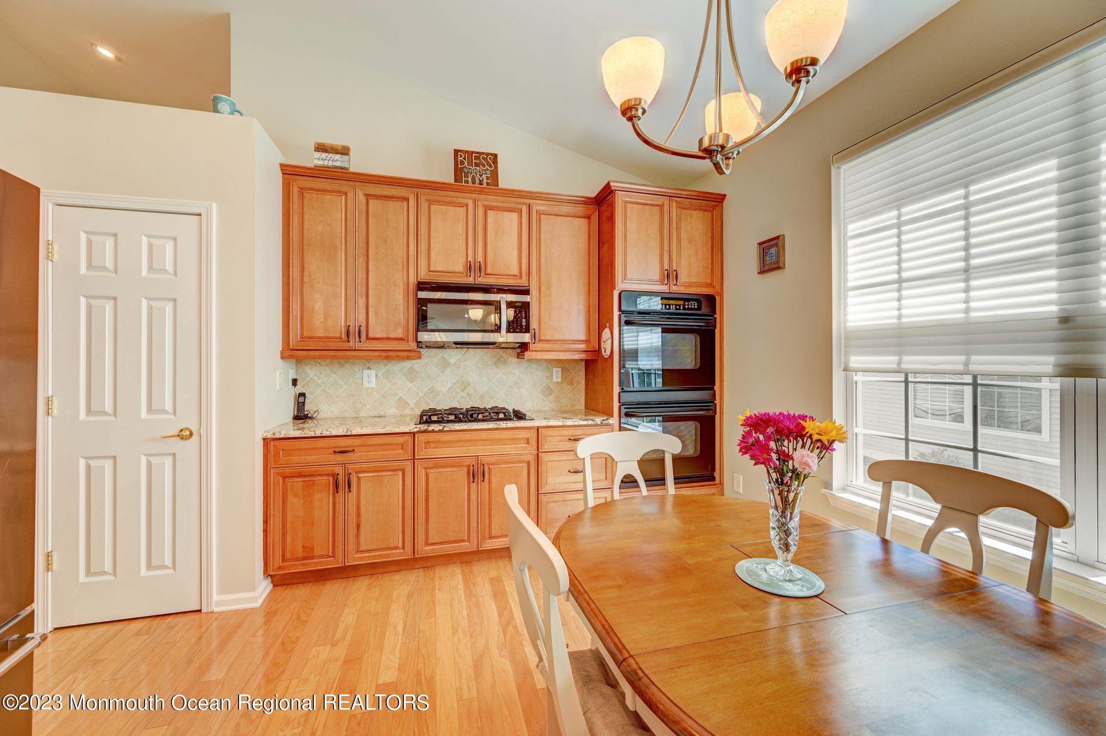 9 Balmoral Drive Jackson, NJ 08527 - Photo 15 of 61 9 balm 22