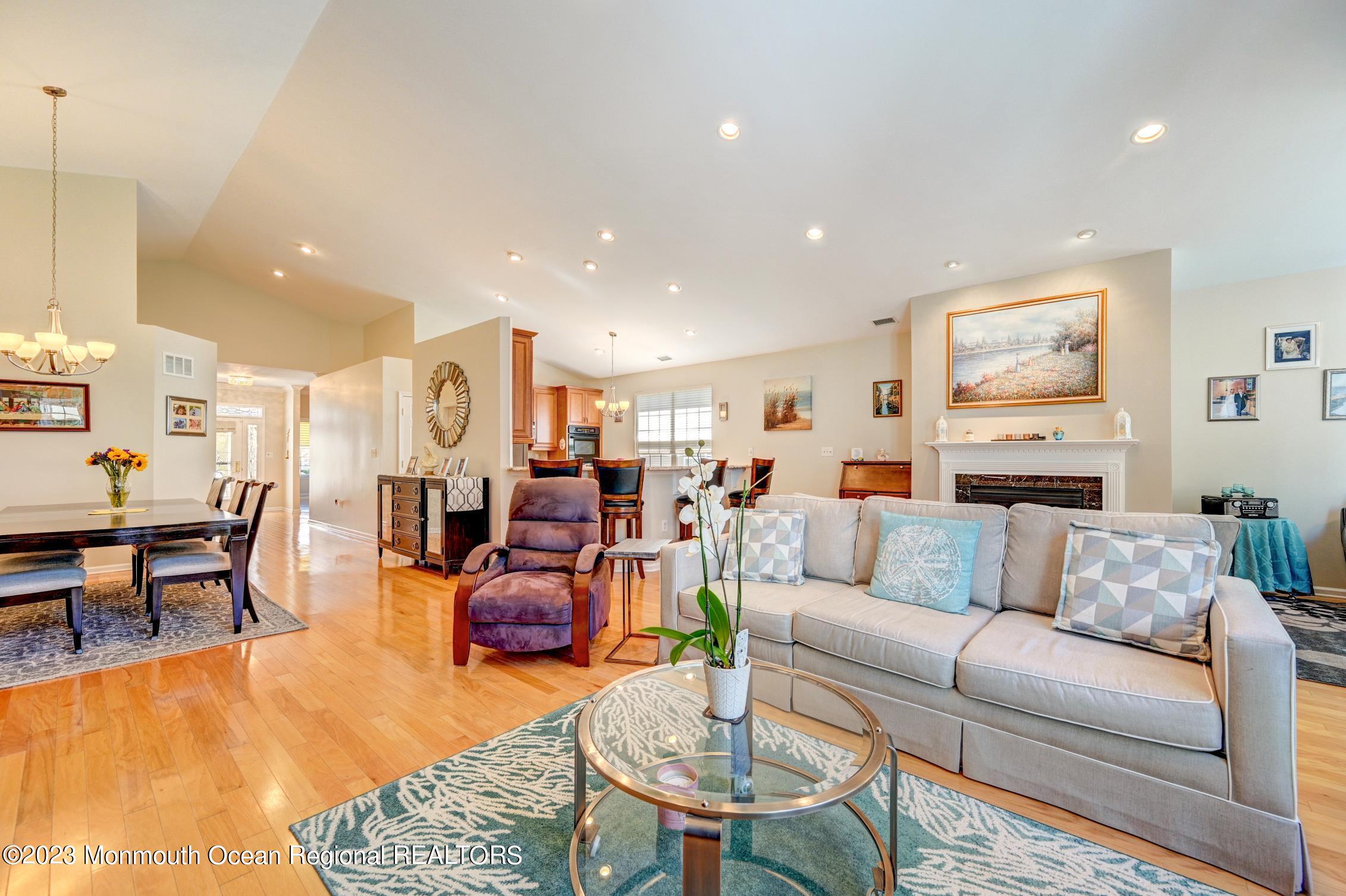 9 Balmoral Drive Jackson, NJ 08527 - Photo 18 of 61 9 balm 17