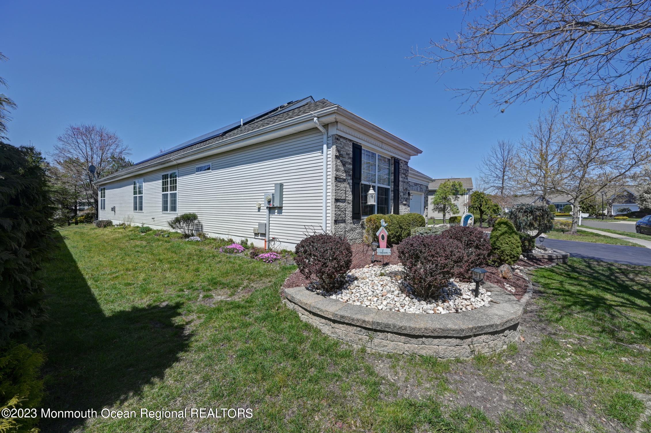 9 Balmoral Drive Jackson, NJ 08527 - Photo 4 of 61 9 balm47