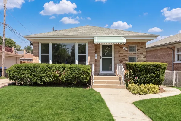 $485,000 | 7560 West Everell Avenue, Chicago, IL 60631