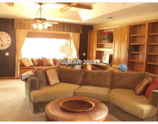 33 Quail Run Road Henderson, NV 89014 - Photo 3 of 6 Den.