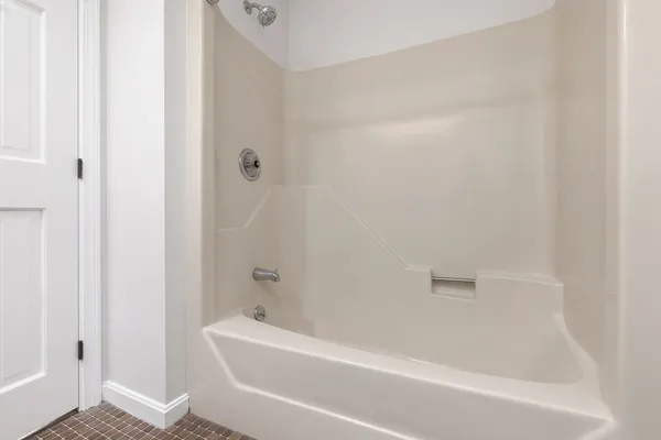 $490,000 | 320 Newbury Street, Unit 304, Danvers, MA 01923
