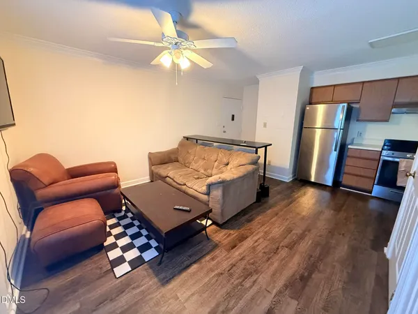 $950 | 3537 Ivy Commons Drive, Unit 101, Raleigh, NC 27606
