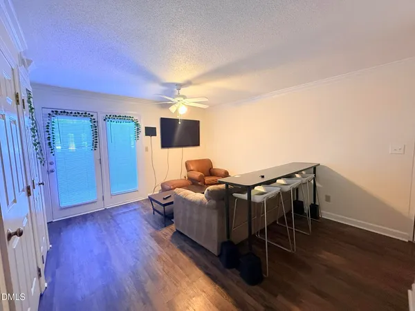 $950 | 3537 Ivy Commons Drive, Unit 101, Raleigh, NC 27606