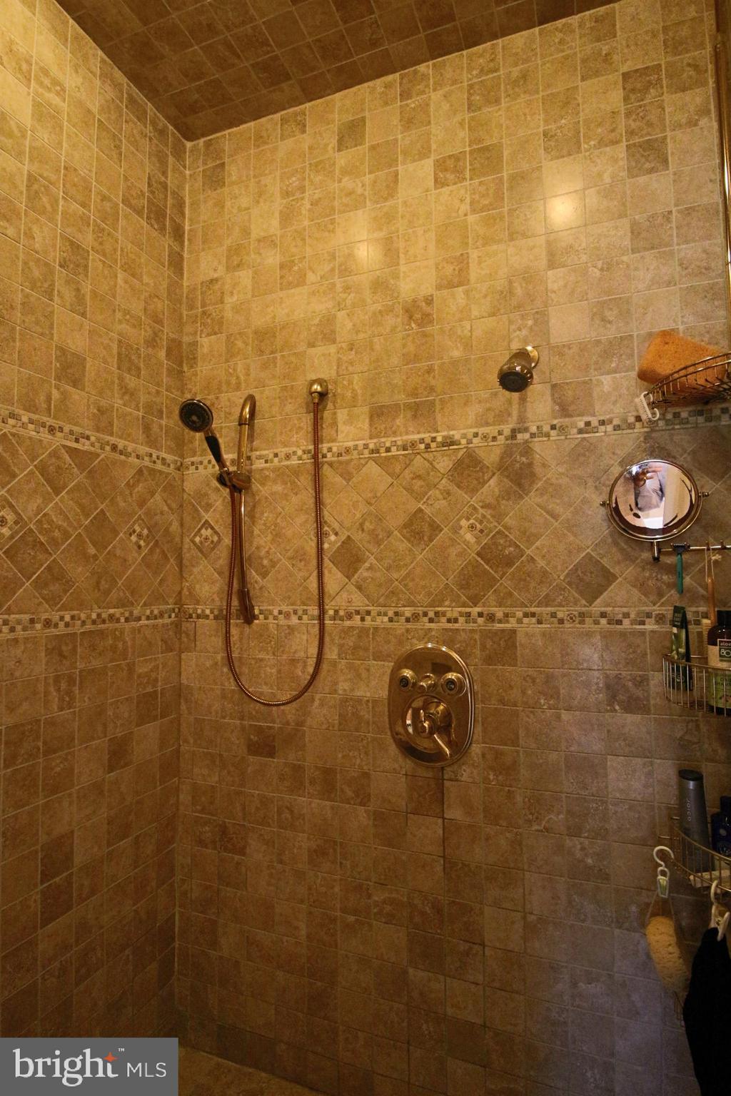 7410 Flint Hill Road Owings, MD 20736 - Photo 25 of 56 Master bath
