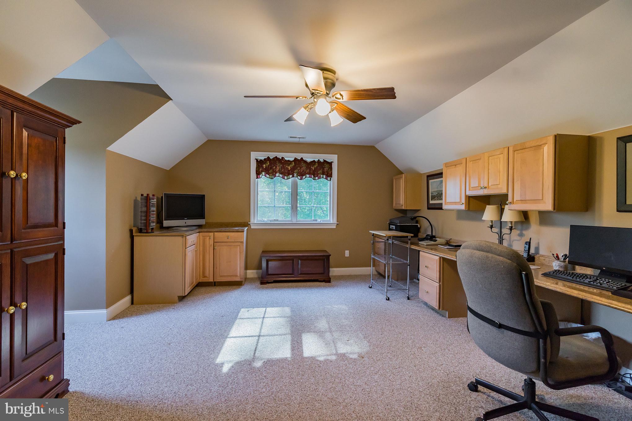 7410 Flint Hill Road Owings, MD 20736 - Photo 30 of 56 Den/office or guest room