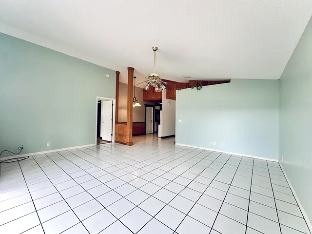 a view of a room & utility room