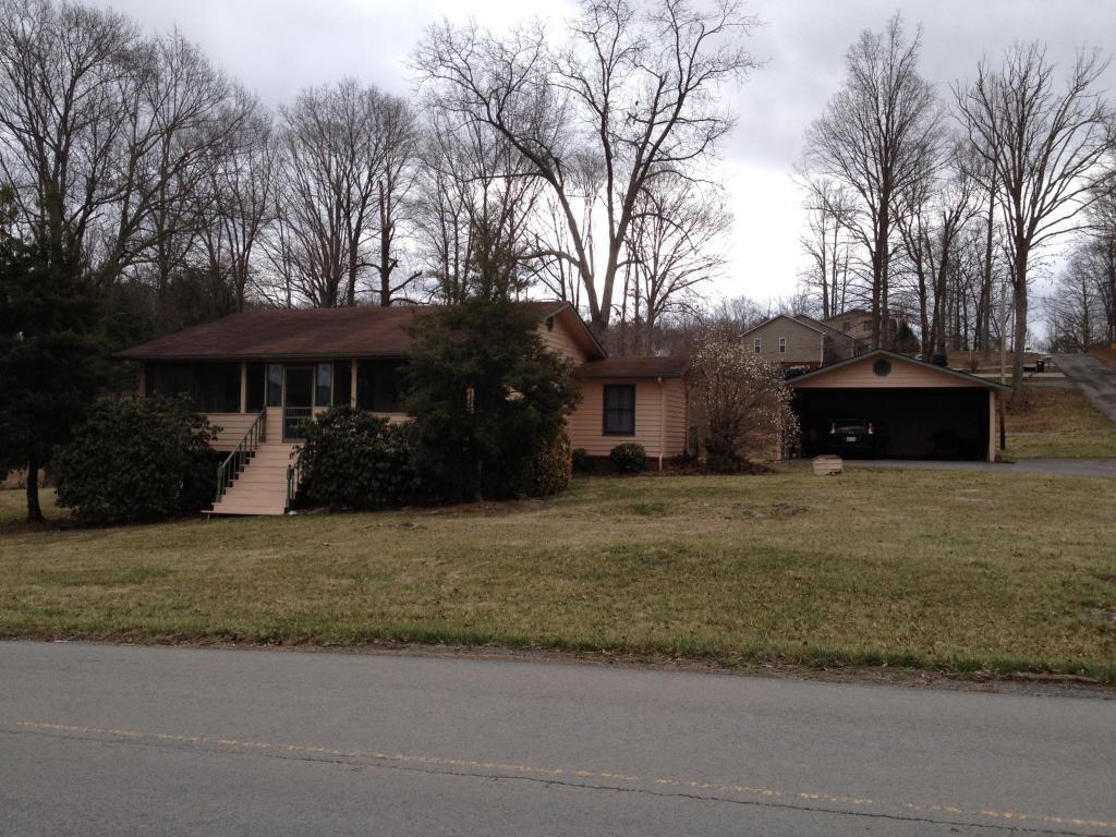 579 Back Valley Road Speedwell, TN 37870 - Photo 1 of 11 Maria Davis 1