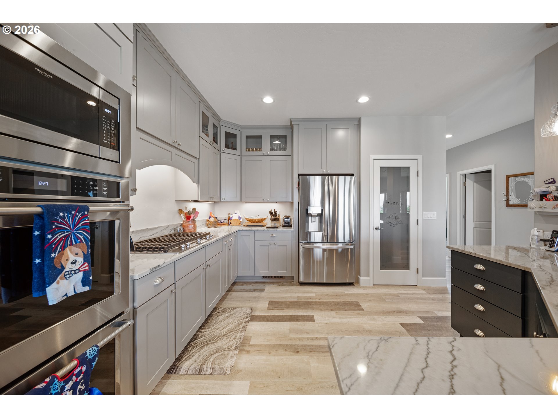 30516 Old Coast Road Gold Beach, OR 97444 - Photo 11 of 41 Kitchen
