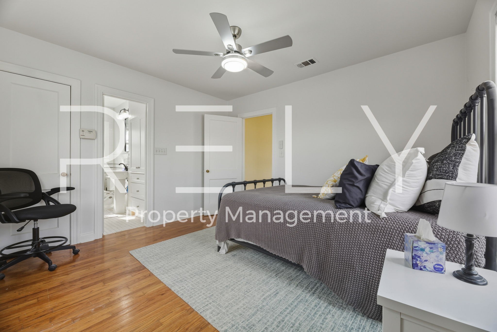 933 East 56th 1/2 Street Austin, TX 78751 - Photo 27 of 37