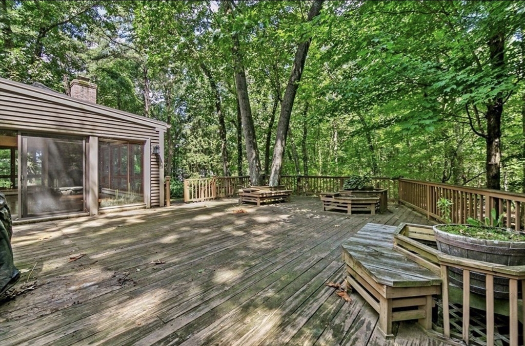 28 Revere Road Longmeadow, MA 01106 - Photo 26 of 31
