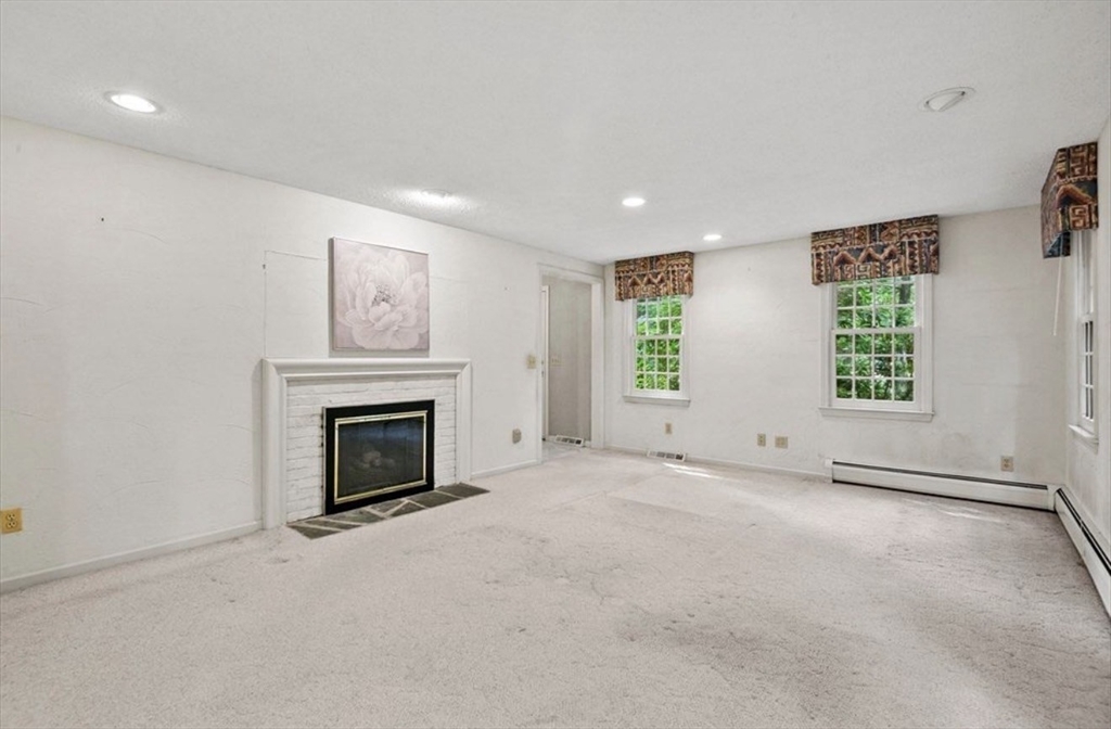 28 Revere Road Longmeadow, MA 01106 - Photo 3 of 31