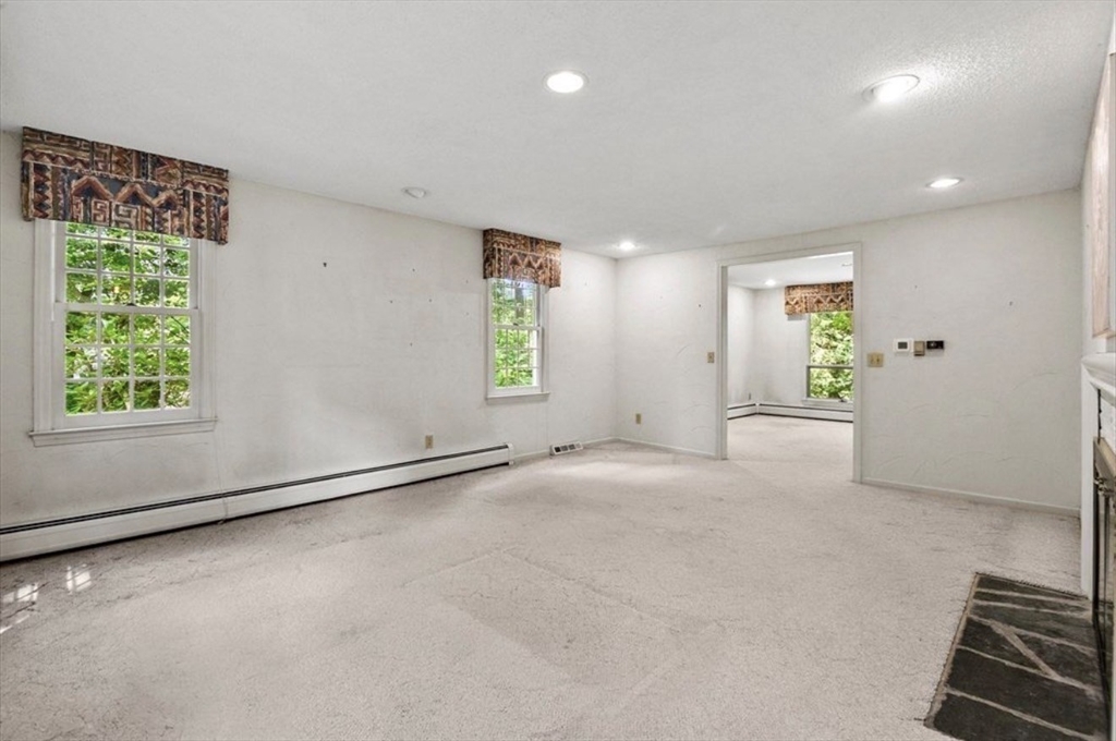 28 Revere Road Longmeadow, MA 01106 - Photo 4 of 31