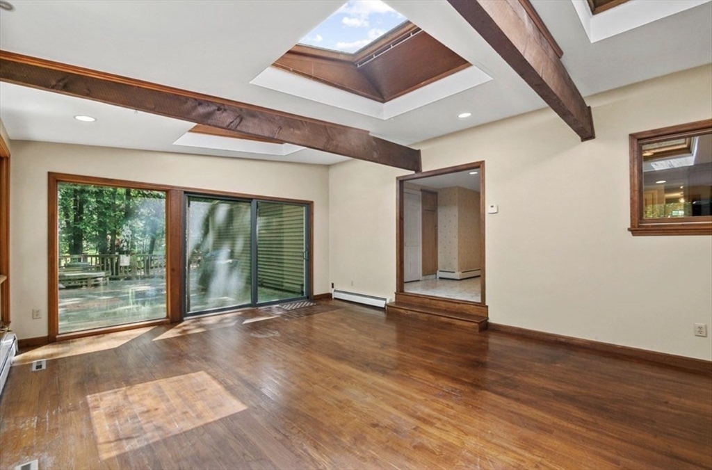 28 Revere Road Longmeadow, MA 01106 - Photo 9 of 31