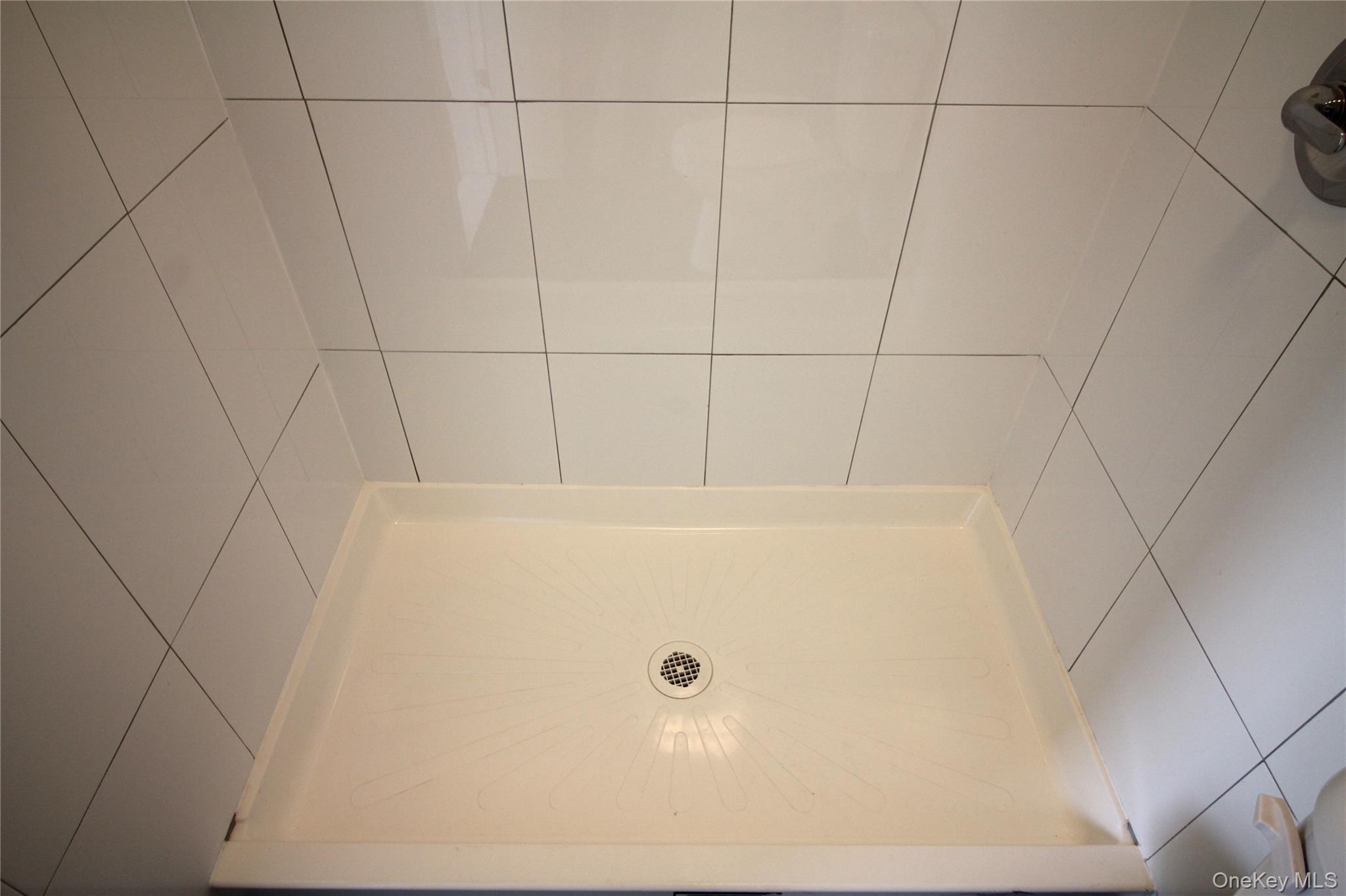 291 Bonner Place, Unit 2 Bronx, NY 10456 - Photo 18 of 19