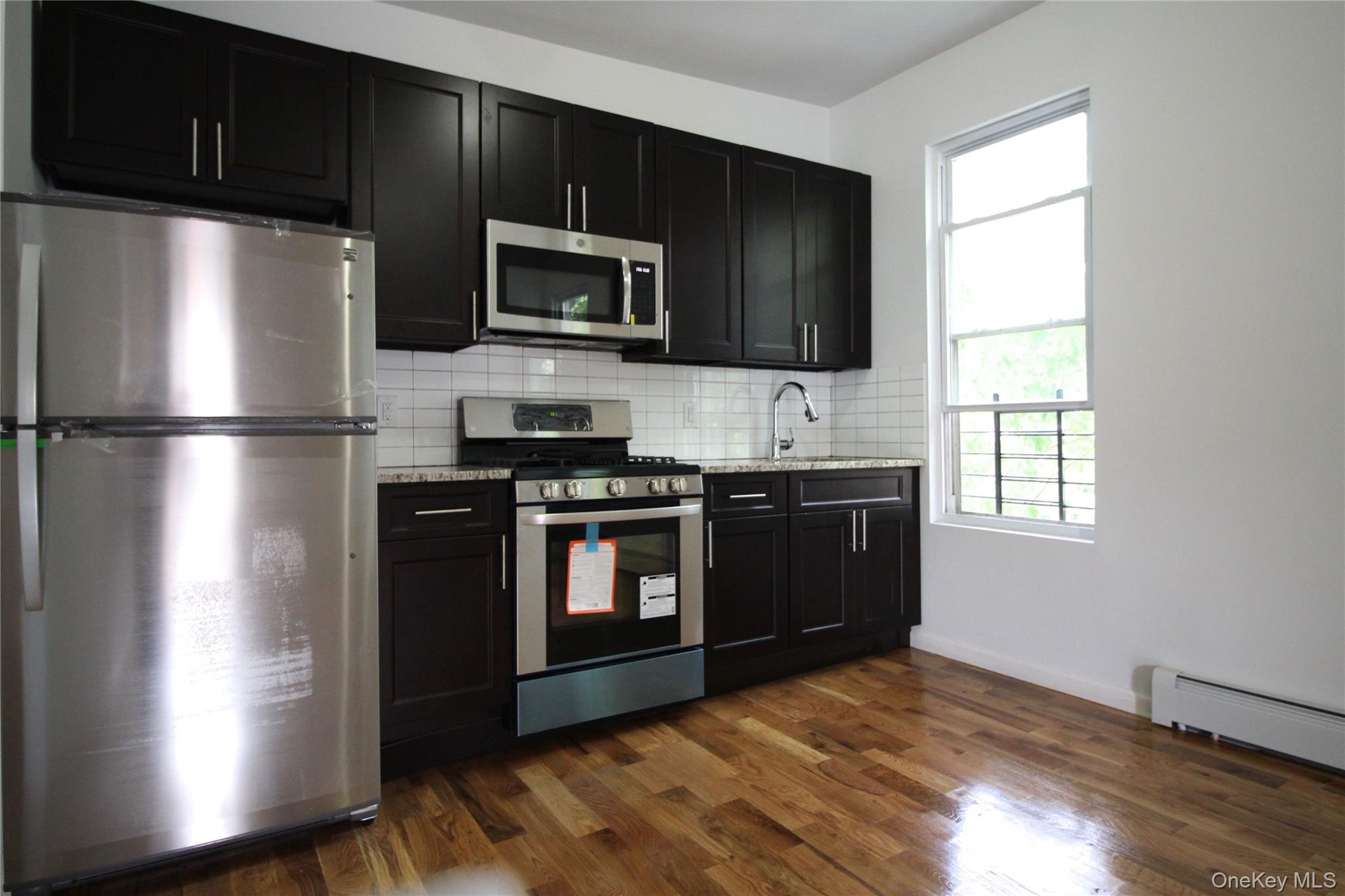 291 Bonner Place, Unit 2 Bronx, NY 10456 - Photo 2 of 19