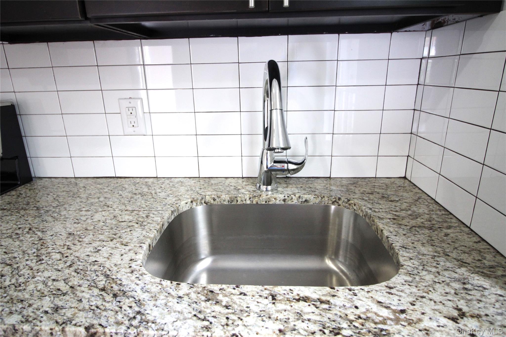 291 Bonner Place, Unit 2 Bronx, NY 10456 - Photo 5 of 19
