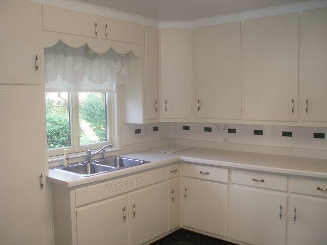 301 5th Street Jackson, MI 49203 - Photo 2 of 9 Photo 2