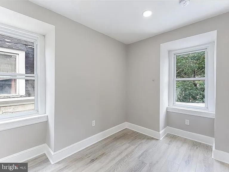 100 West Sharpnack Street Philadelphia, PA 19119 - Photo 13 of 16