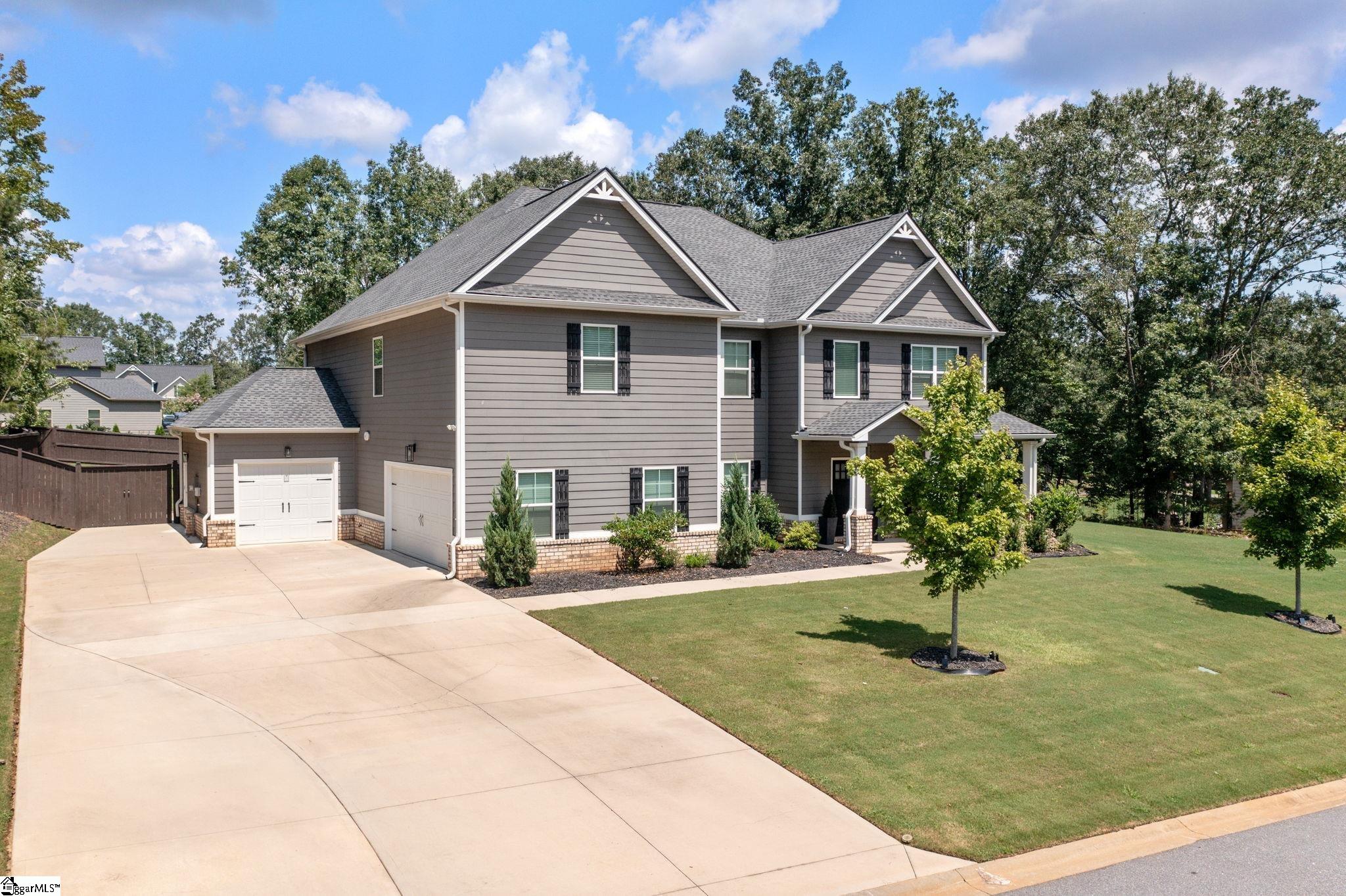 104 Trollingwood Way Pelzer, SC 29669 - Photo 4 of 49