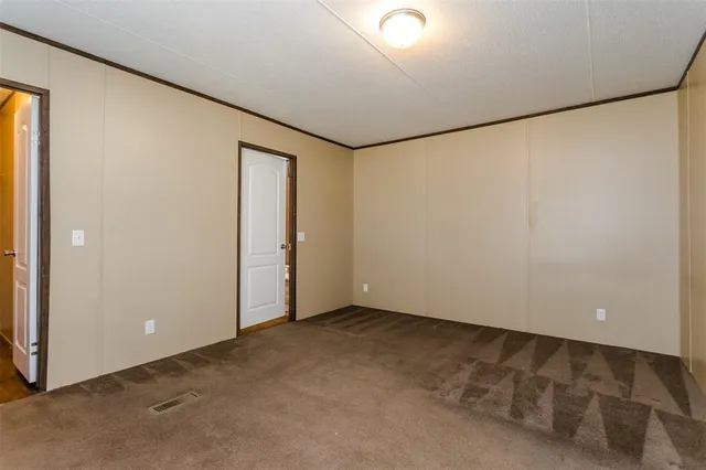 an empty room with a empty space