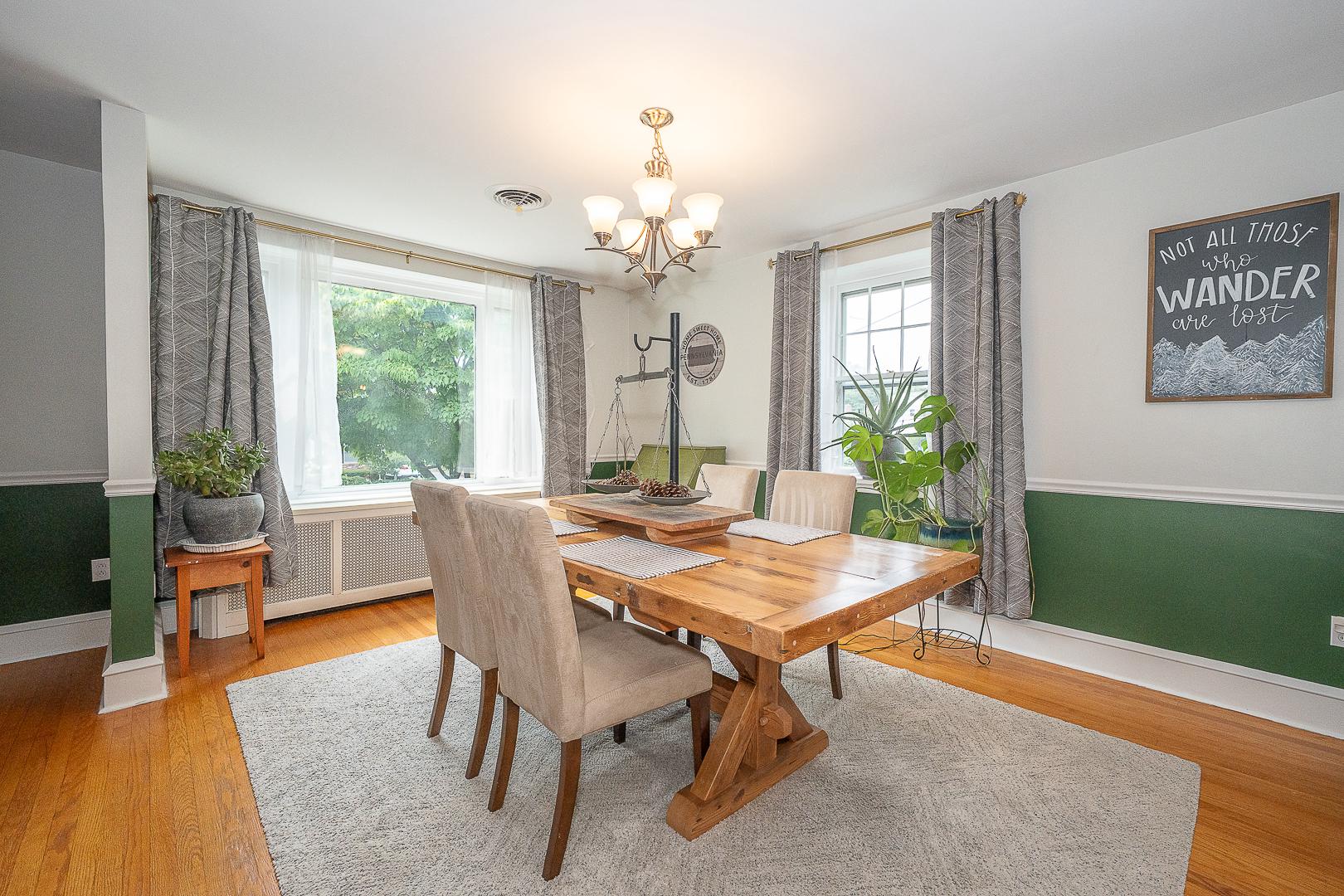 625 Cheswick Road Philadelphia, PA 19128 - Photo 8 of 59 Inviting dining space with natural light