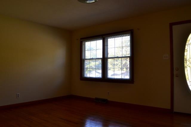 3818 Hamlin Road Durham, NC 27704 - Photo 5 of 13 Gallery Image 5