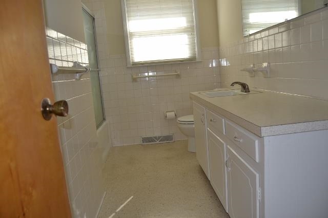 3818 Hamlin Road Durham, NC 27704 - Photo 7 of 13 Gallery Image 7