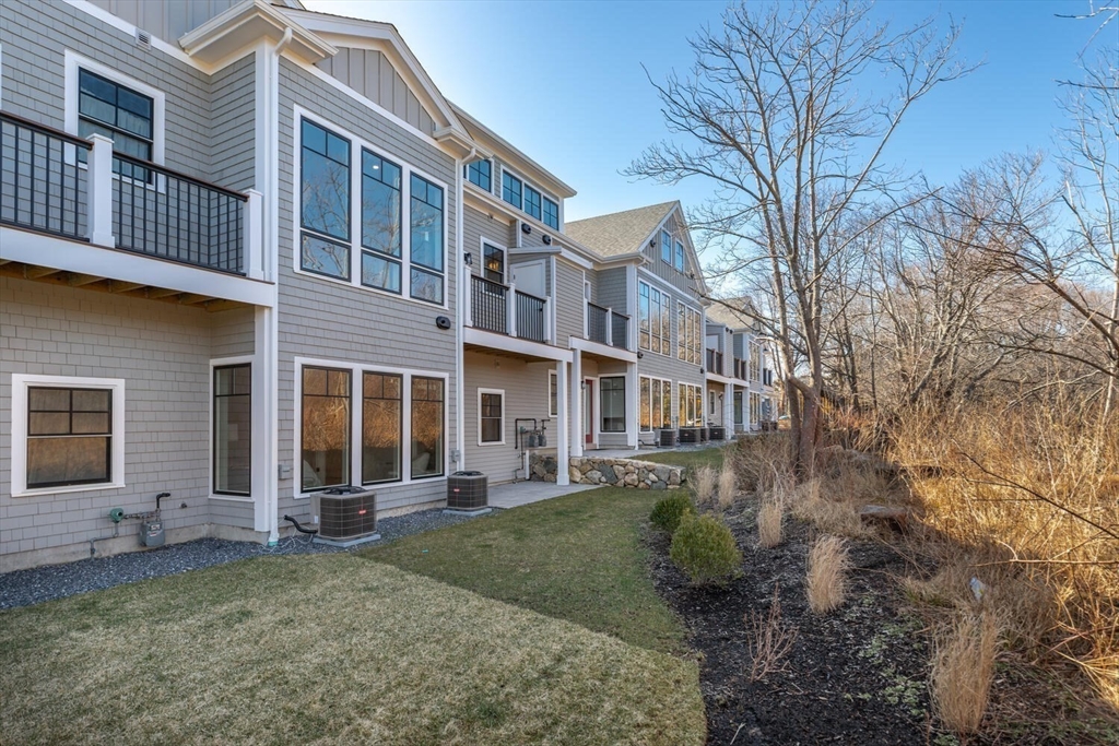 163 Atlantic Road, Unit 7 Gloucester, MA 01930 - Photo 32 of 33