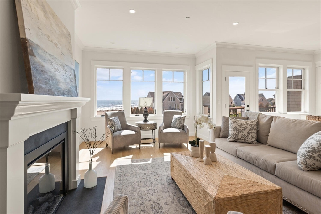 163 Atlantic Road, Unit 7 Gloucester, MA 01930 - Photo 8 of 33