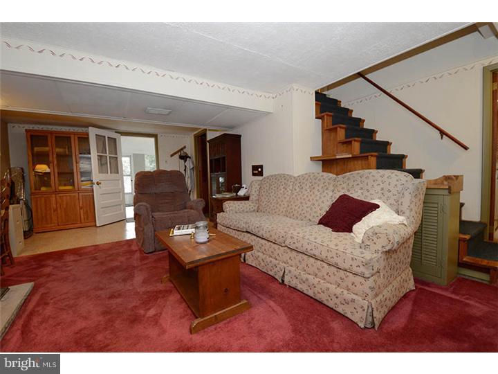 49 Fahnestock Road Malvern, PA 19355 - Photo 12 of 17 Family Room