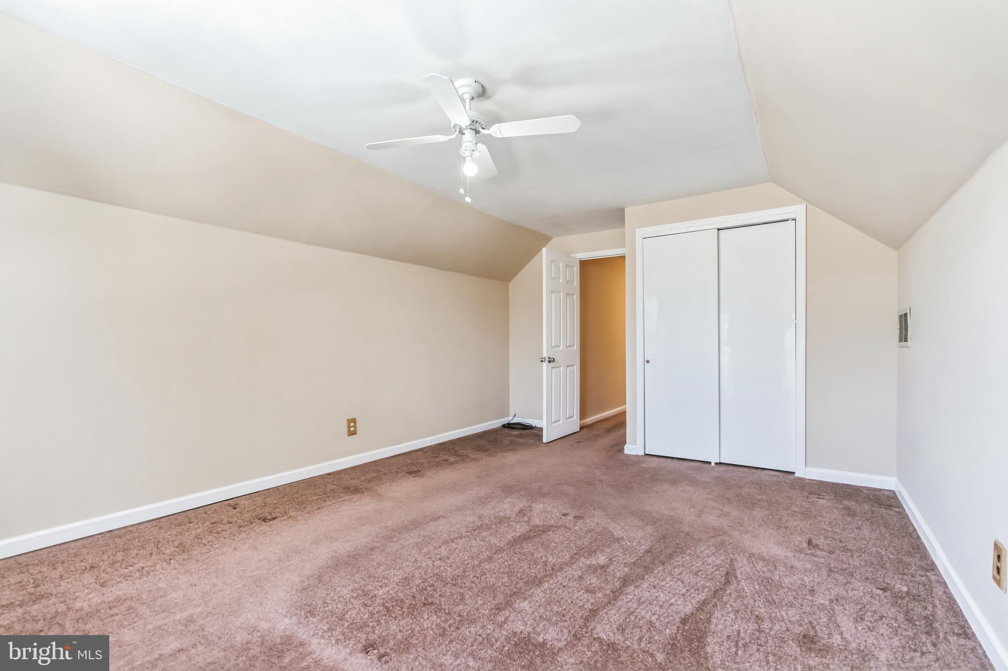 107 North Valleybrook Road Cherry Hill, NJ 08034 - Photo 22 of 40
