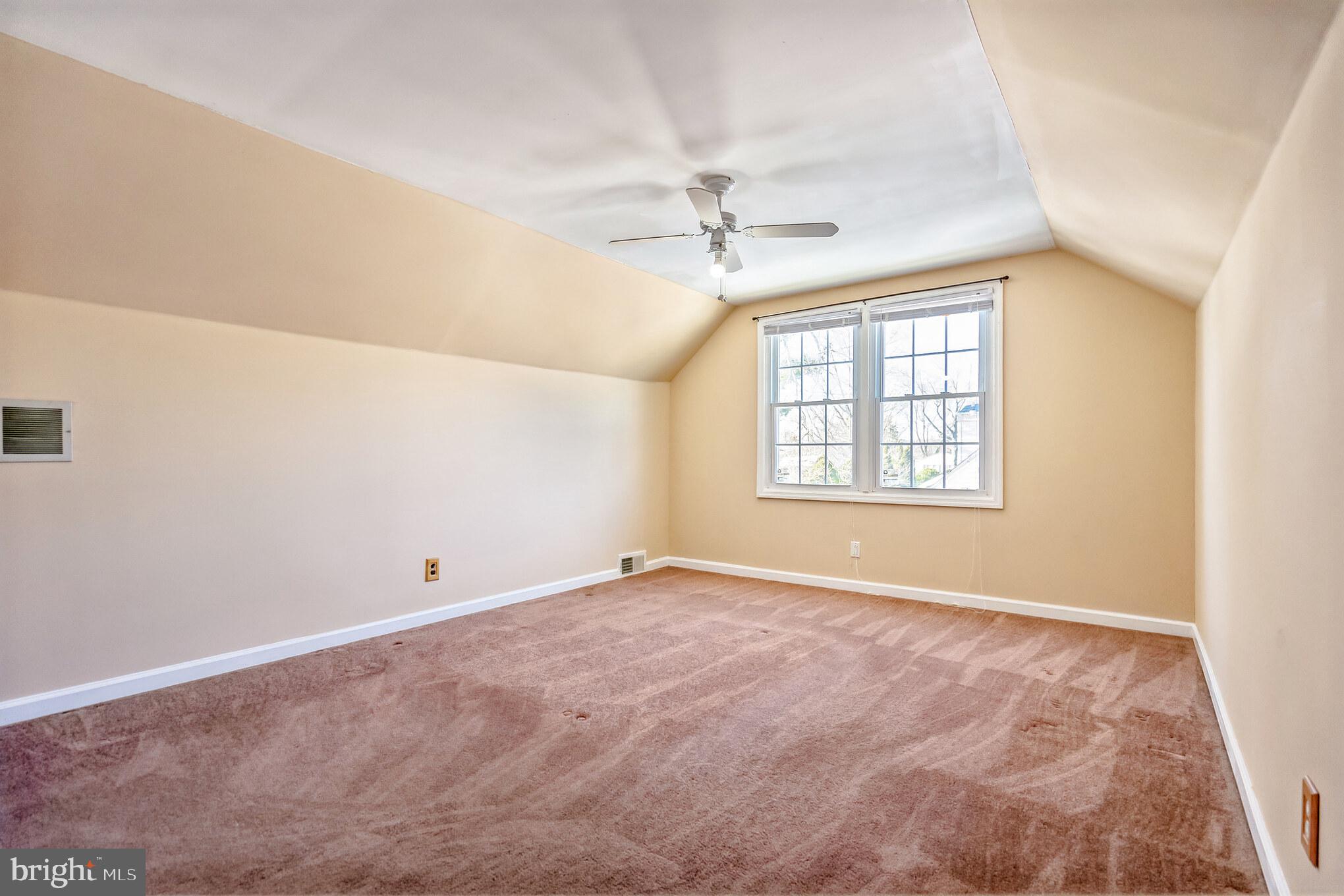 107 North Valleybrook Road Cherry Hill, NJ 08034 - Photo 23 of 40