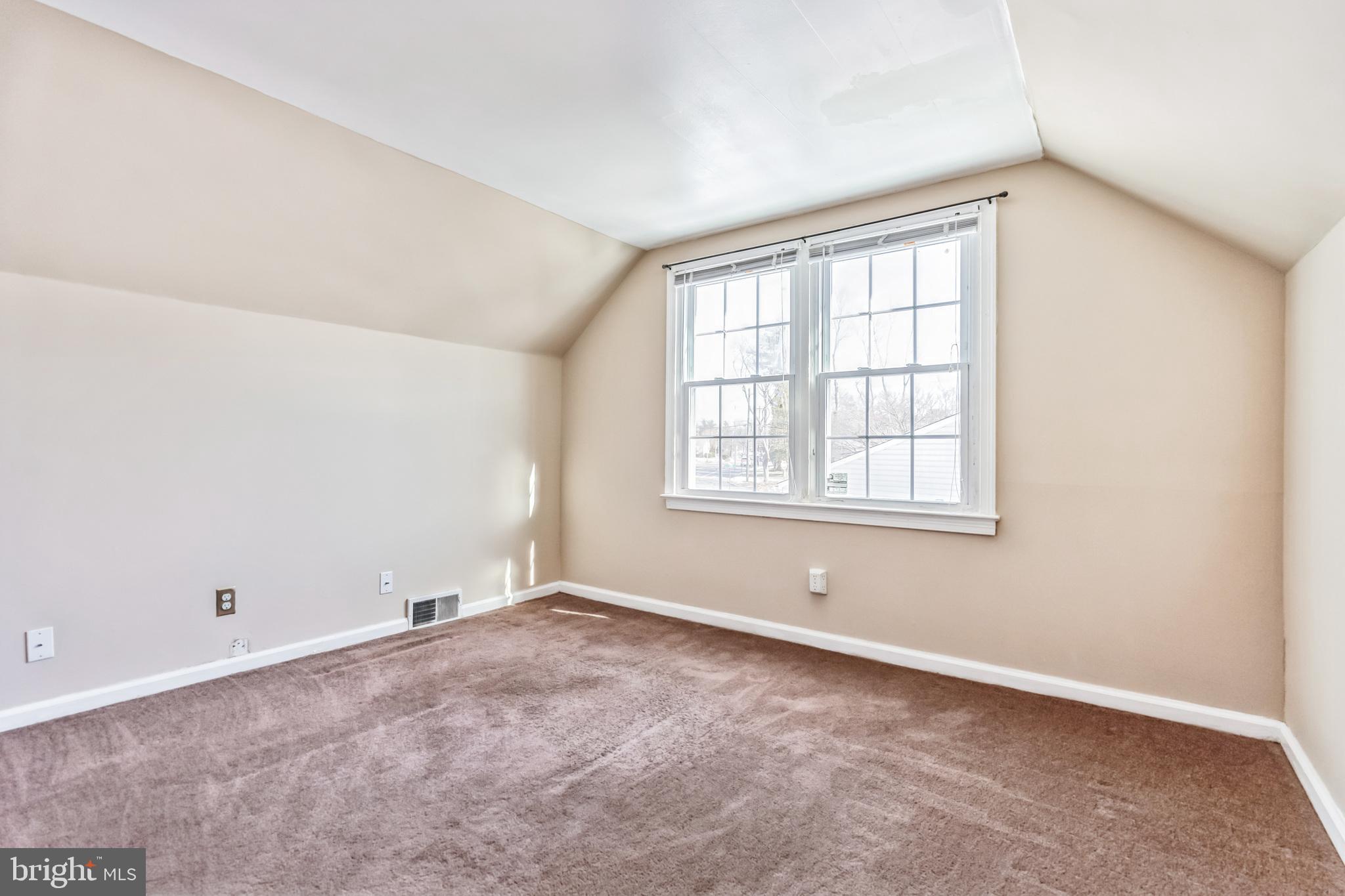 107 North Valleybrook Road Cherry Hill, NJ 08034 - Photo 25 of 40