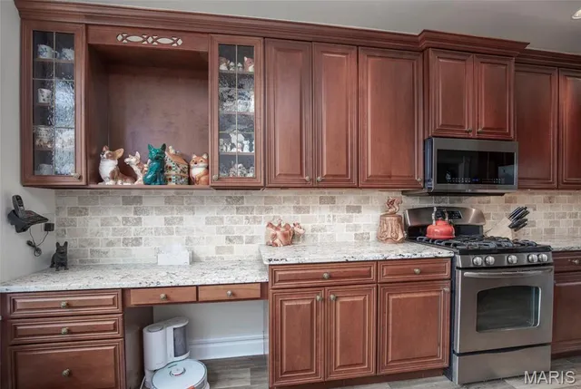 $695,000 | 650 Clark Avenue, Webster Groves, MO 63119