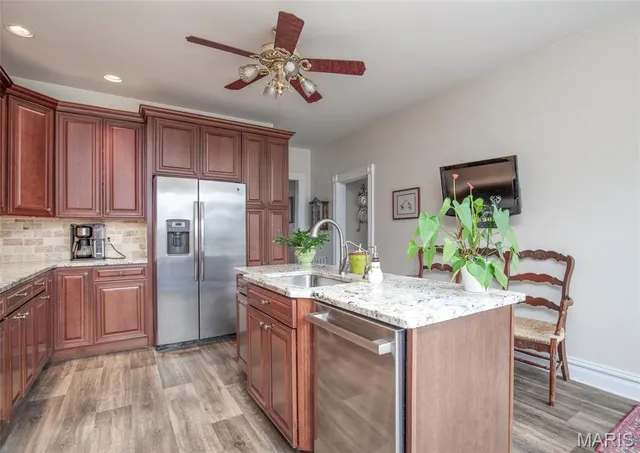 $695,000 | 650 Clark Avenue, Webster Groves, MO 63119