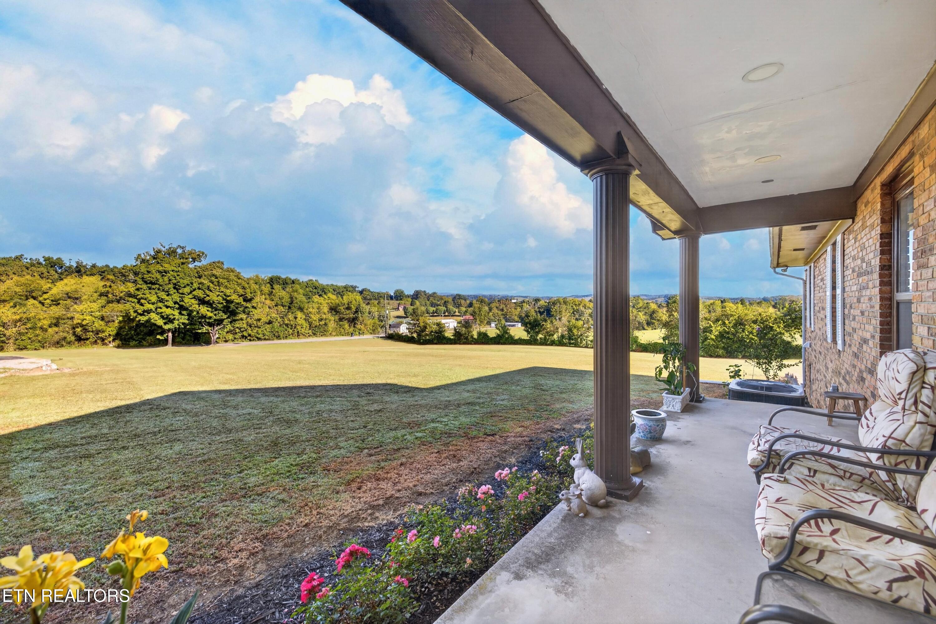 272 Simpson Road Whitesburg, TN 37891 - Photo 2 of 48 035-272SimpsonRoad-Whitesburg-TN-37891-S