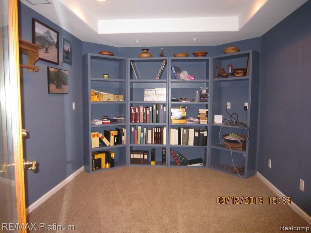 13711 Commerce Road Milford, MI 48380 - Photo 31 of 52 13711 COMMERCE OFFICE.jpg