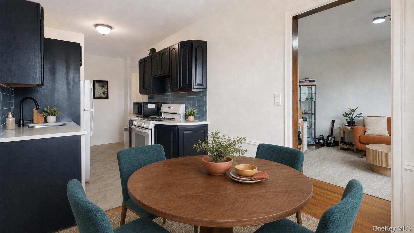 100 Parkway Road, Unit 5D Bronxville, NY 10708 - Photo 7 of 17 Virtually Staged