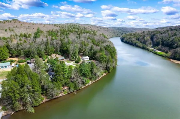 $899,000 | 162 East Maple Lane, Clarion, PA 16214
