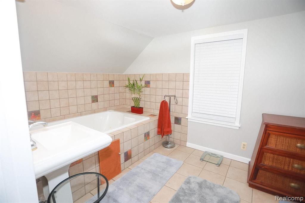 3096 Devondale Road Rochester Hills, MI 48309 - Photo 28 of 41