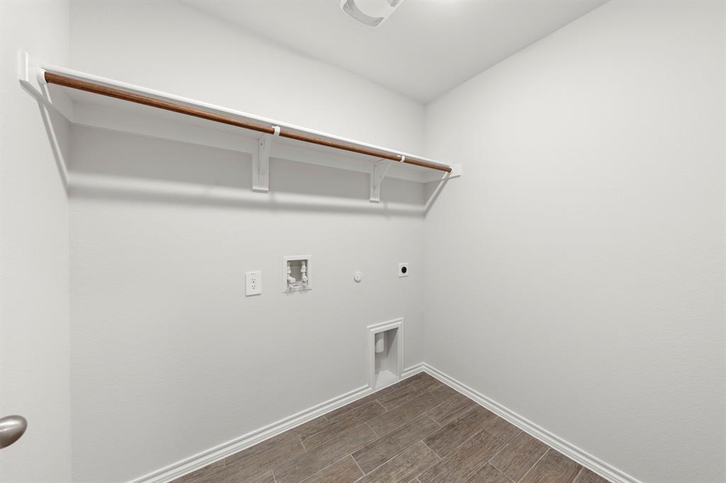 1120 Rushing Court Aubrey, TX 76227 - Photo 14 of 27 a view of small space