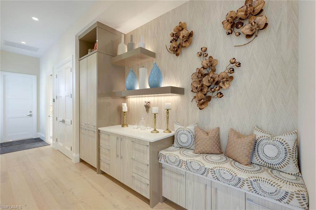 201 Caribbean Road Naples, FL 34108 - Photo 39 of 50