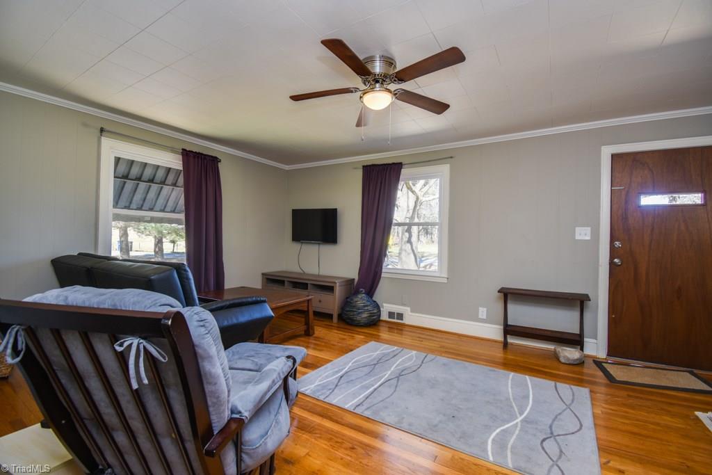 431 Everidge Road Winston-Salem, NC 27103 - Photo 8 of 20 Gallery Image 8