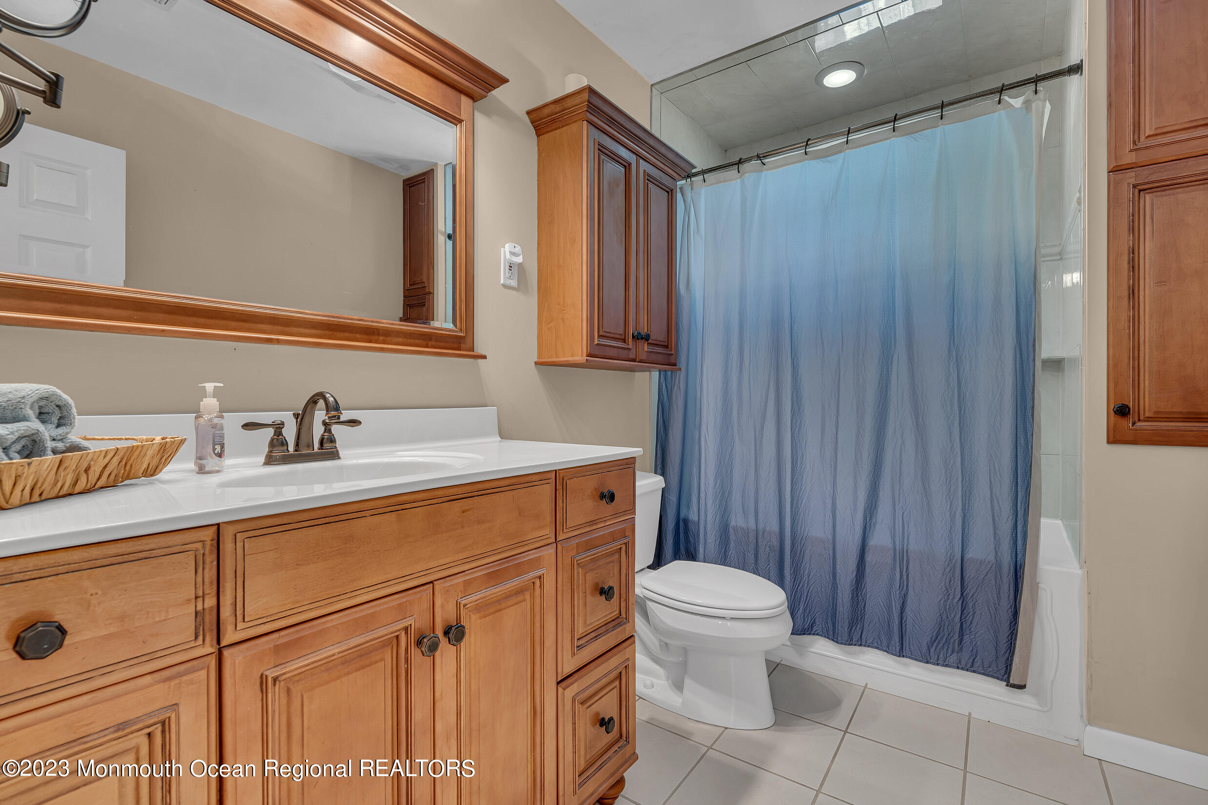 104 Lark Road Toms River, NJ 08753 - Photo 17 of 34 5 (13)