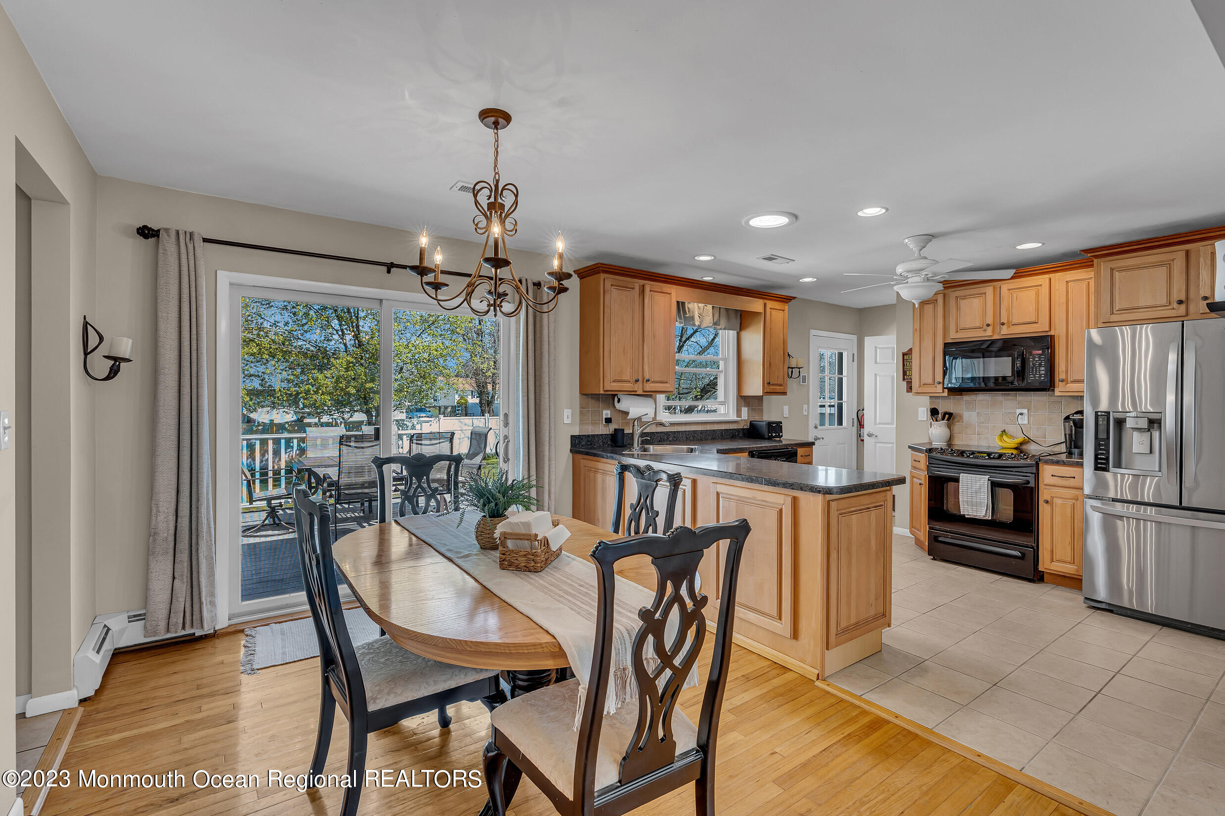 104 Lark Road Toms River, NJ 08753 - Photo 8 of 34 5 (4)